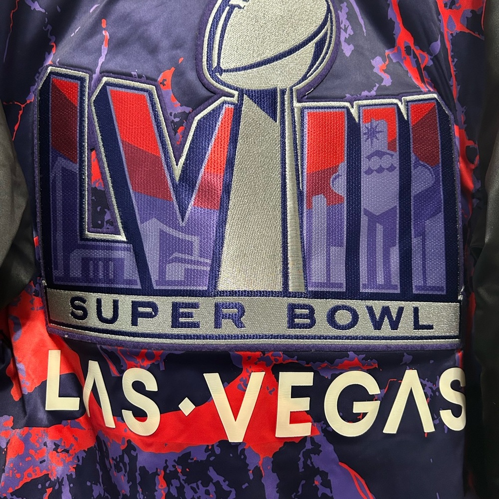 NFL Super Bowl 58 LVIII Las Vegas Bomber Satin Jacket Size Medium Black & Purple - Picture 5 of 9